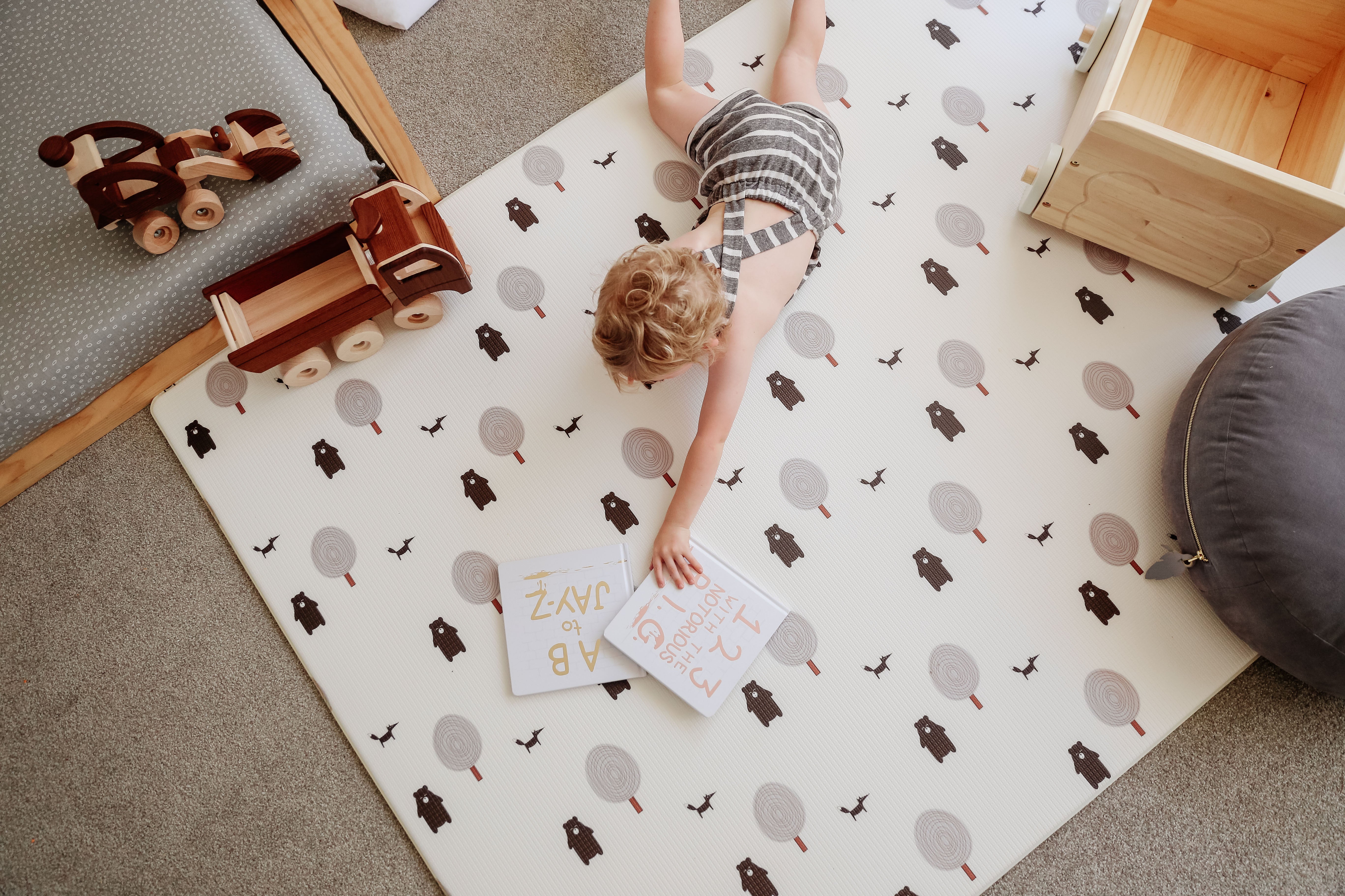 Forrest / Grey - Padded Playmat - Large